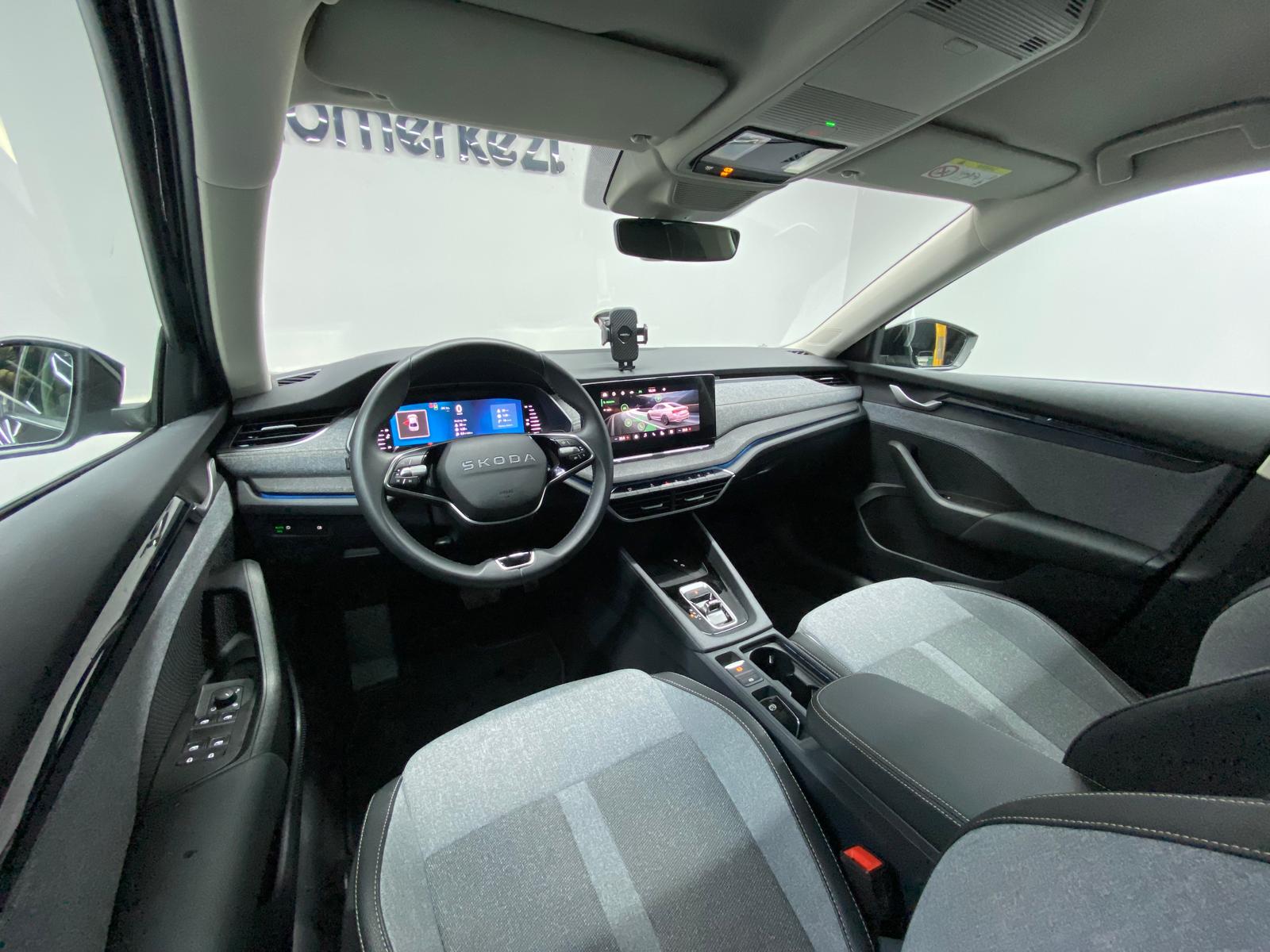 SKODA OCTAVIA 18
